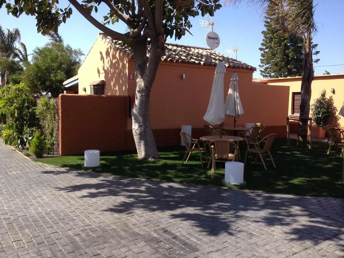 Chalet Casa Con Jardin Privado Y Piscina Compartida Villa Cadiz